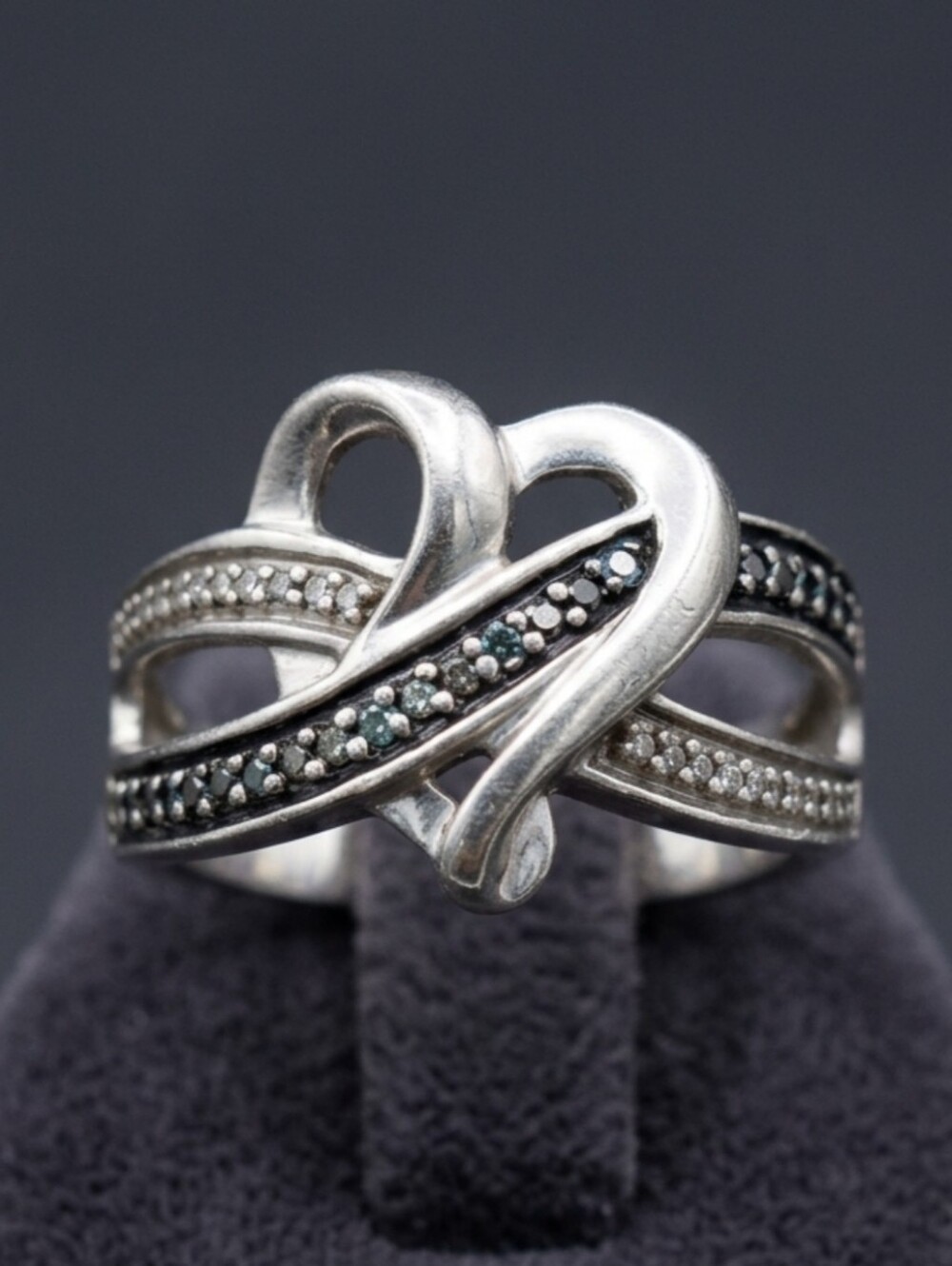 Vintage Sterling Silver Blue & White Diamond Heart Ring Size 6.75